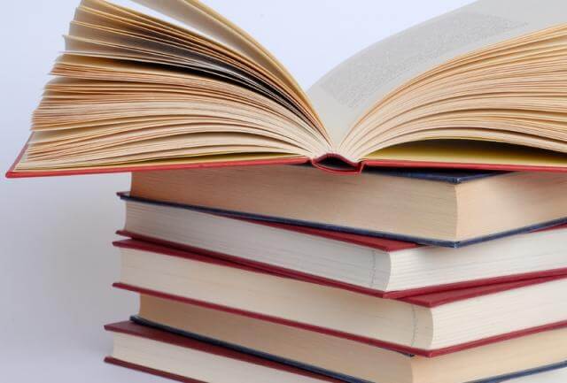 В Киеве собирают книги для детских домов