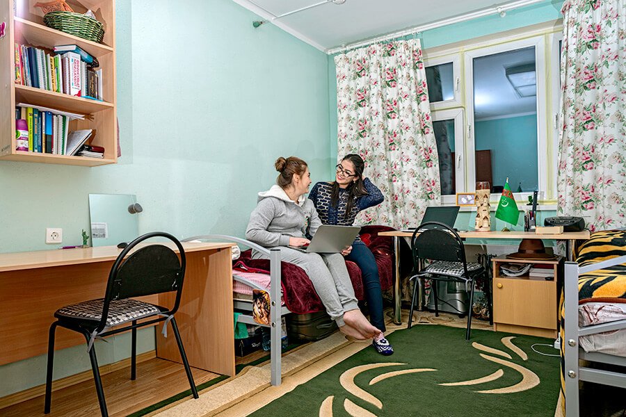 Збираємо набори випускника