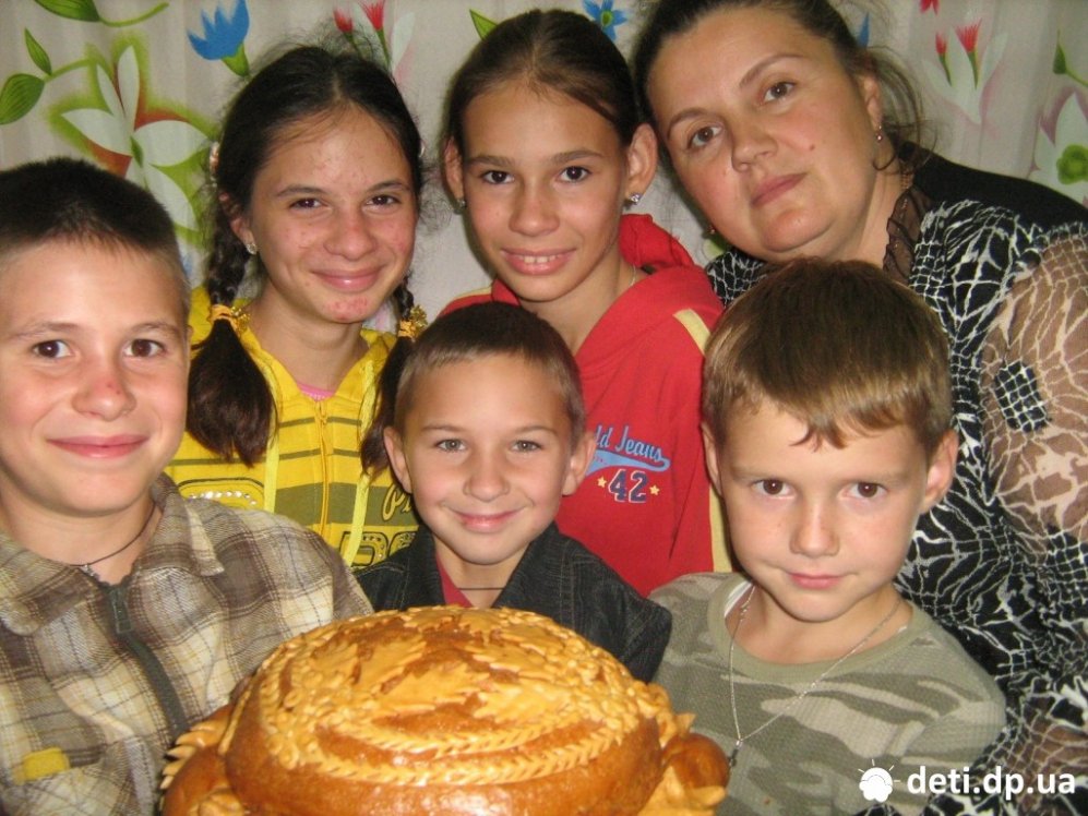 Кому нужны чужие дети