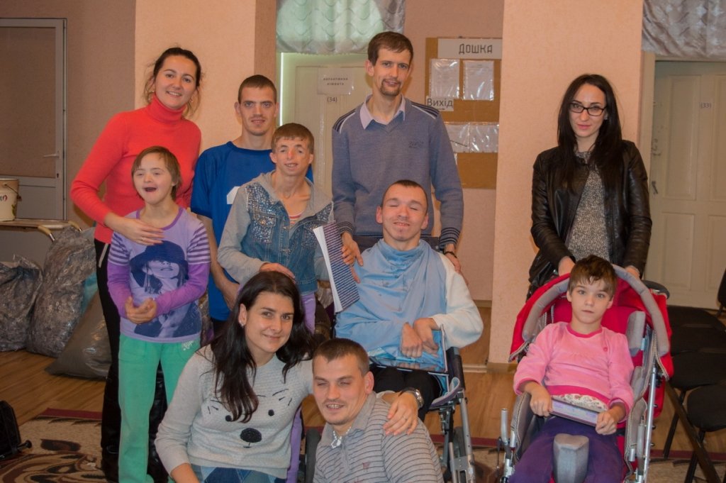 31 жовтня волонтери “УБМ” завітали до друзів у Залучанському дитбудинку-інтернаті