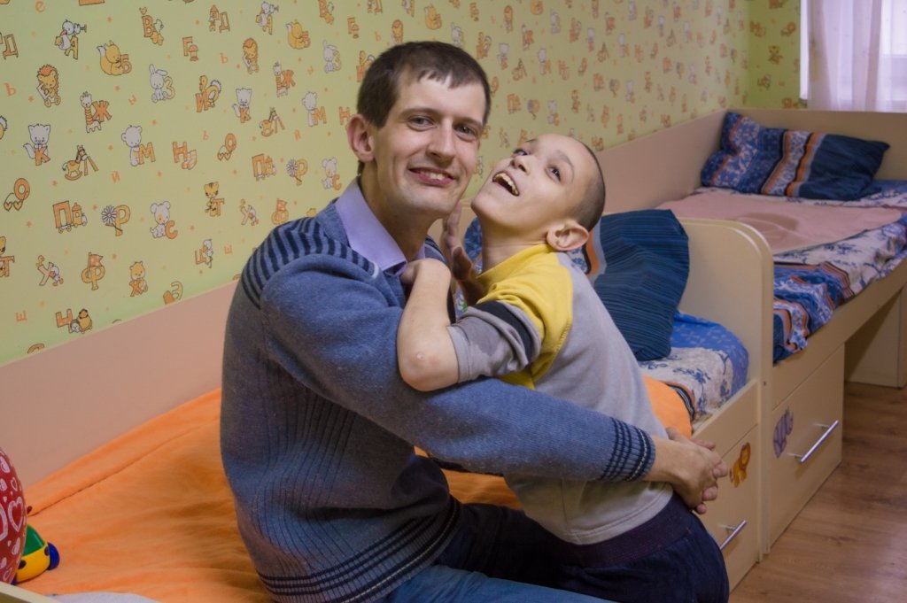 Волонтери «УБМ» відвідали неповносправних друзів у Залучанському та Снятинському дитбудинках-інтернатах