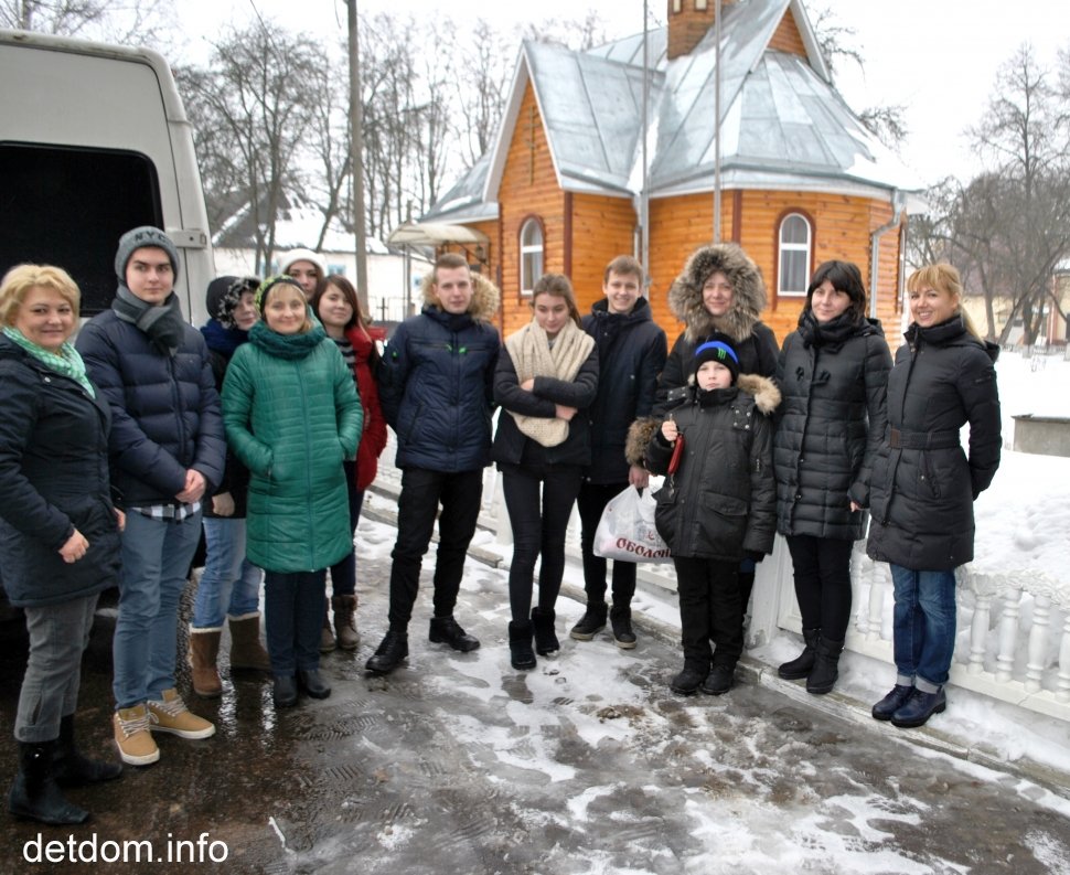 Діти – дітям! Поїздка до Пугачівського дитячого будинку-інтернату