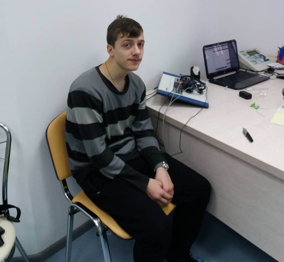 Слуховий апарат замовлено