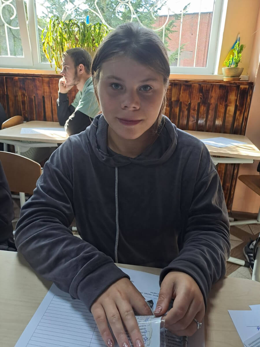 Вікторія П. та ще 30 дітей чекають на нашу підтримку (english version below)